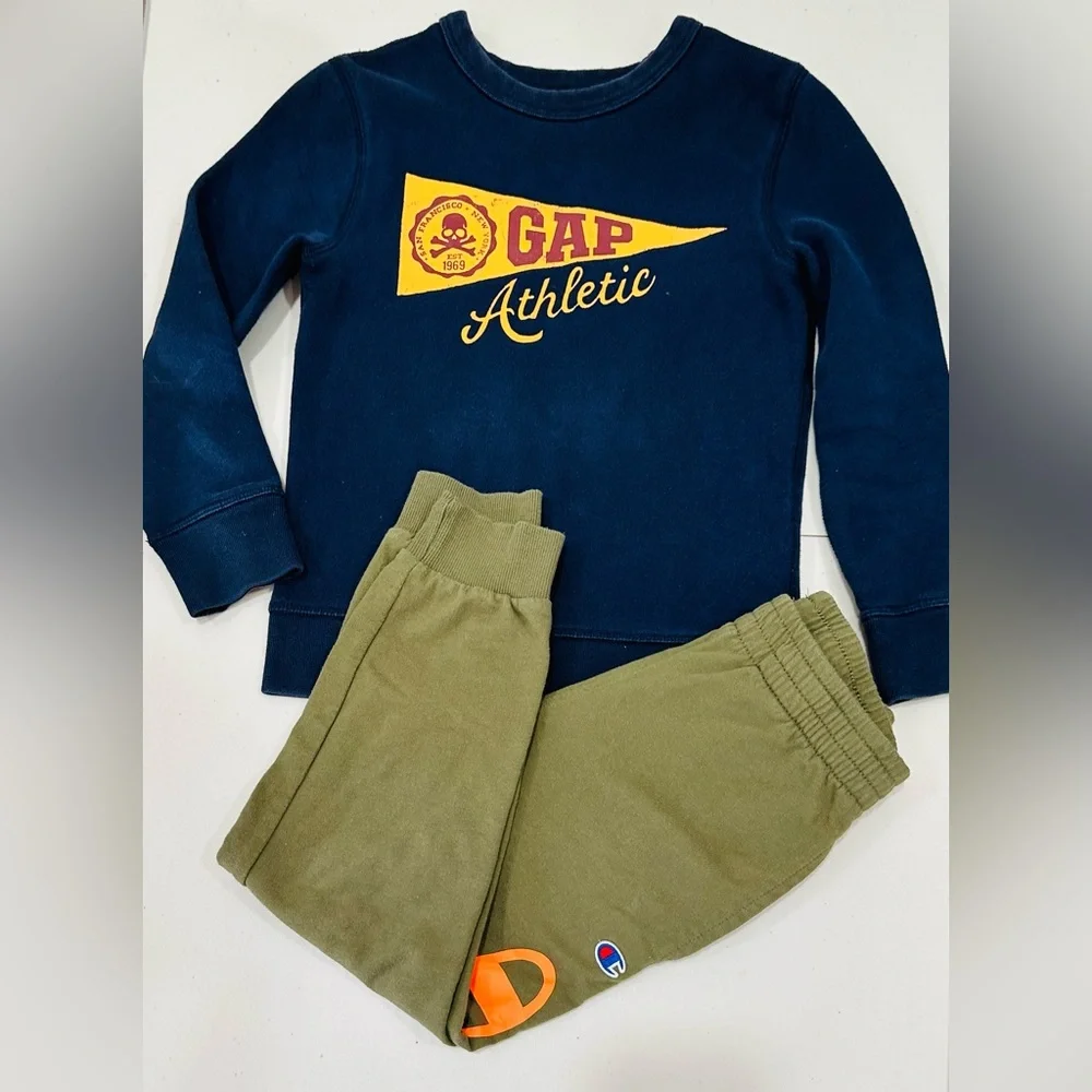 GAP Athletic Sweatshirt Blue + Pants Champion Green Set (2items) Size 6-7 Years
